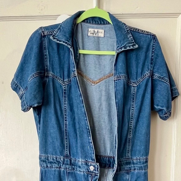 We The Free by Free People Short-Sleeve Denim Jumpsuit – Medium Wash - Picture 1 of 4